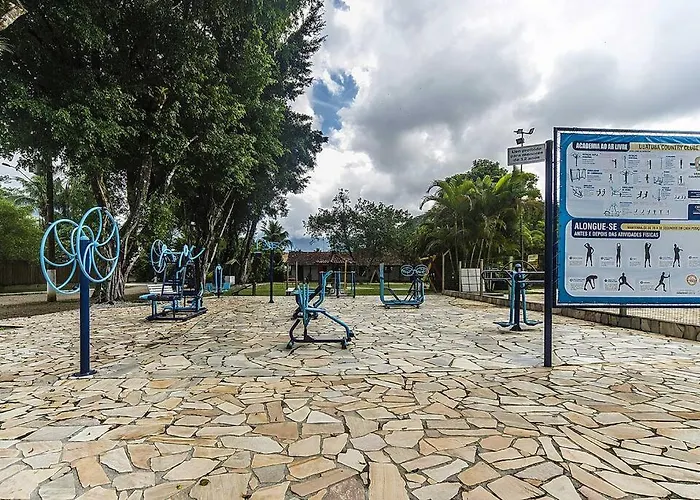 Casa Confortavel E Ampla Com Piscina E Bilhar!